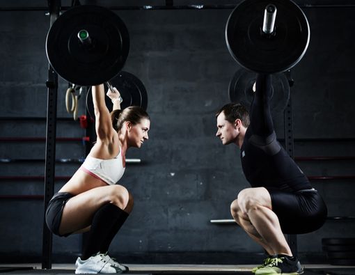 Bahaya Olahraga Angkat Beban yang Perlu Diwaspadai