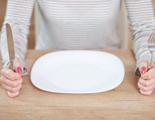 Kurangi Makan untuk Turunkan Kolesterol, Bolehkah?