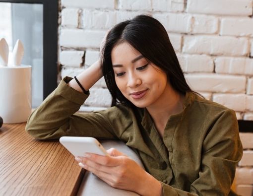 Gaya Chatting dan Pengaruhnya Terhadap Hubungan Asmara