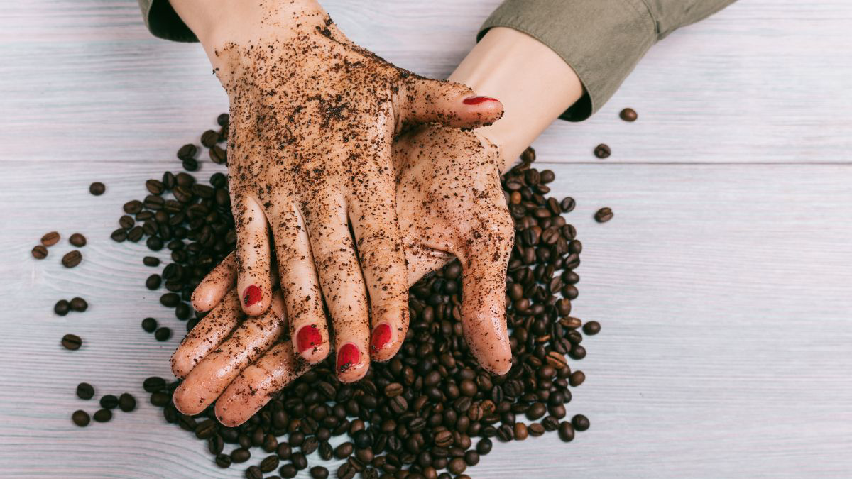 Scrub Kopi dan Minyak Zaitun