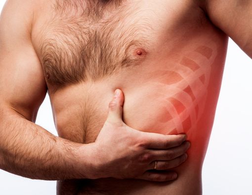 Tulang Rusuk Ngilu, Gejala Apa Ya?