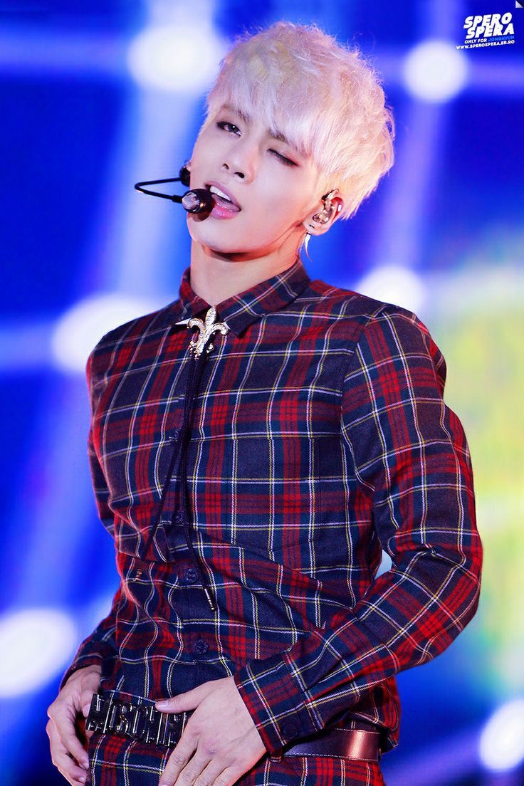 Jonghyun SHINee Meninggal Dunia karena Bunuh Diri