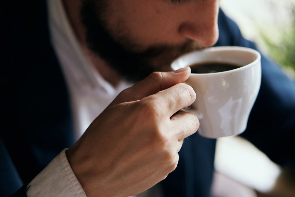 Atasi Sakit Kepala dengan Secangkir Kopi (ViChizh/Shutterstock)