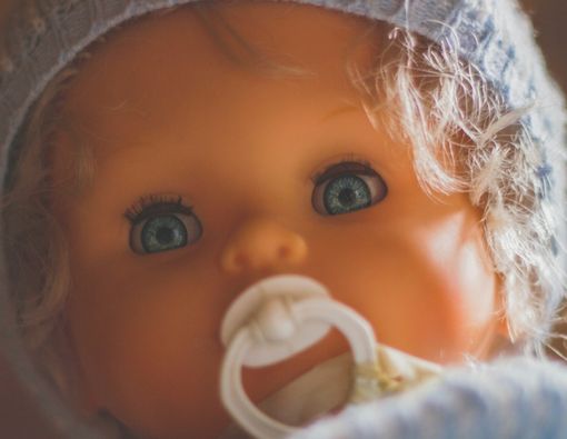 Kata Psikolog soal Fenomena Spirit Dolls