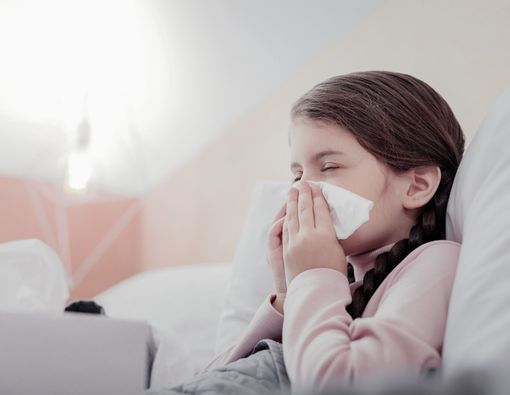 Masuki Musim Hujan, Kenali Gejala Flu pada Anak