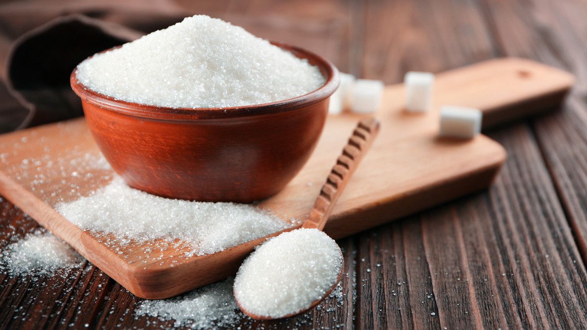 Coba Hilangkan Ketombe dengan Gula, Ikuti Tips Ini!