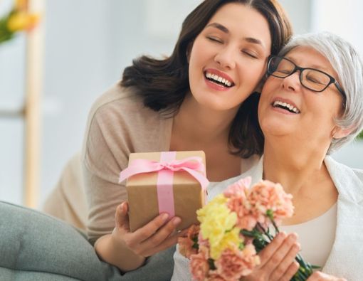 Tak Akrab dengan Ibu? Ini Cara Ucapkan Selamat Hari Ibu