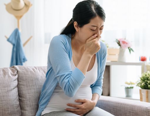 Bolehkah Ibu Hamil Minum Obat Batuk untuk Meredakan Batuk?