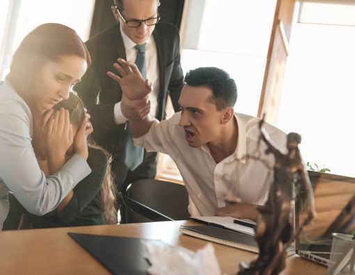 7 Kiat Menghindari Konflik Pasca Bercerai