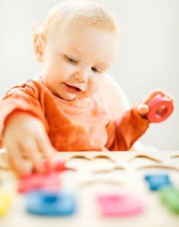 4 Permainan Sederhana Cerdaskan Bayi Anda 