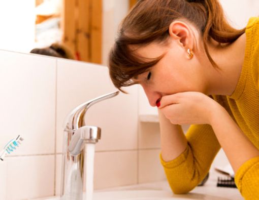 Kenali Kondisi Mual dan Muntah Berlebihan Saat Hamil