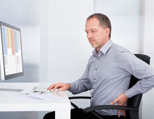 Awas, Duduk Terlalu Lama dapat Memperberat Penyakit Radang Sendi!