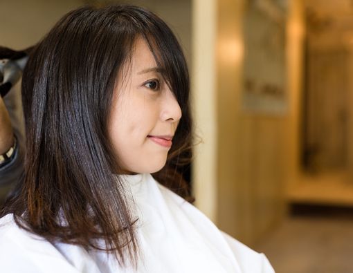 Memotong Rambut, Apakah Tanda Sedang Patah Hati?