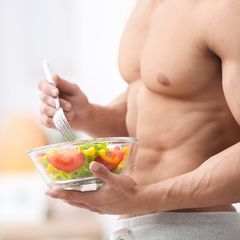 19 Makanan Penambah Massa Otot Selain Susu Protein
