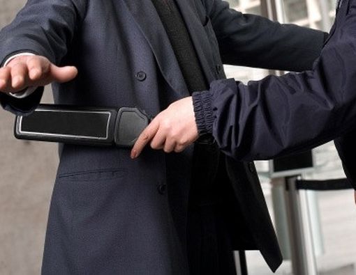 Amankah Ibu Hamil Melewati Prosedur Keamanan?