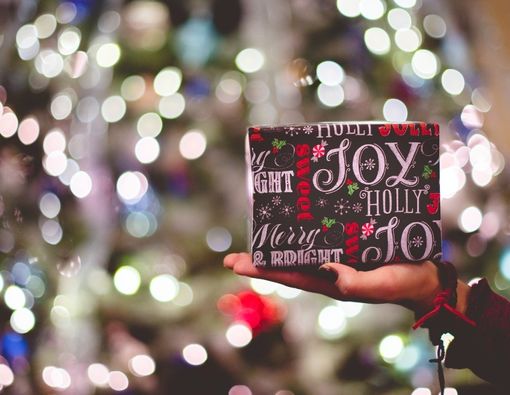 Tips Agar Tidak Stres saat Merayakan Natal di Rumah Saja