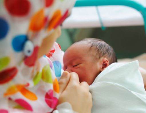 Dampak Puasa Saat Menyusui bagi Bayi