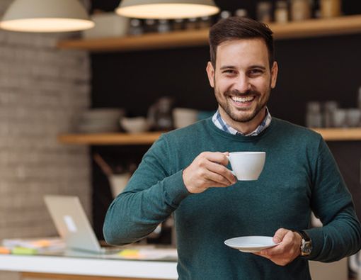 Bolehkah Minum Kopi Saat Kena Radang Tenggorokan?