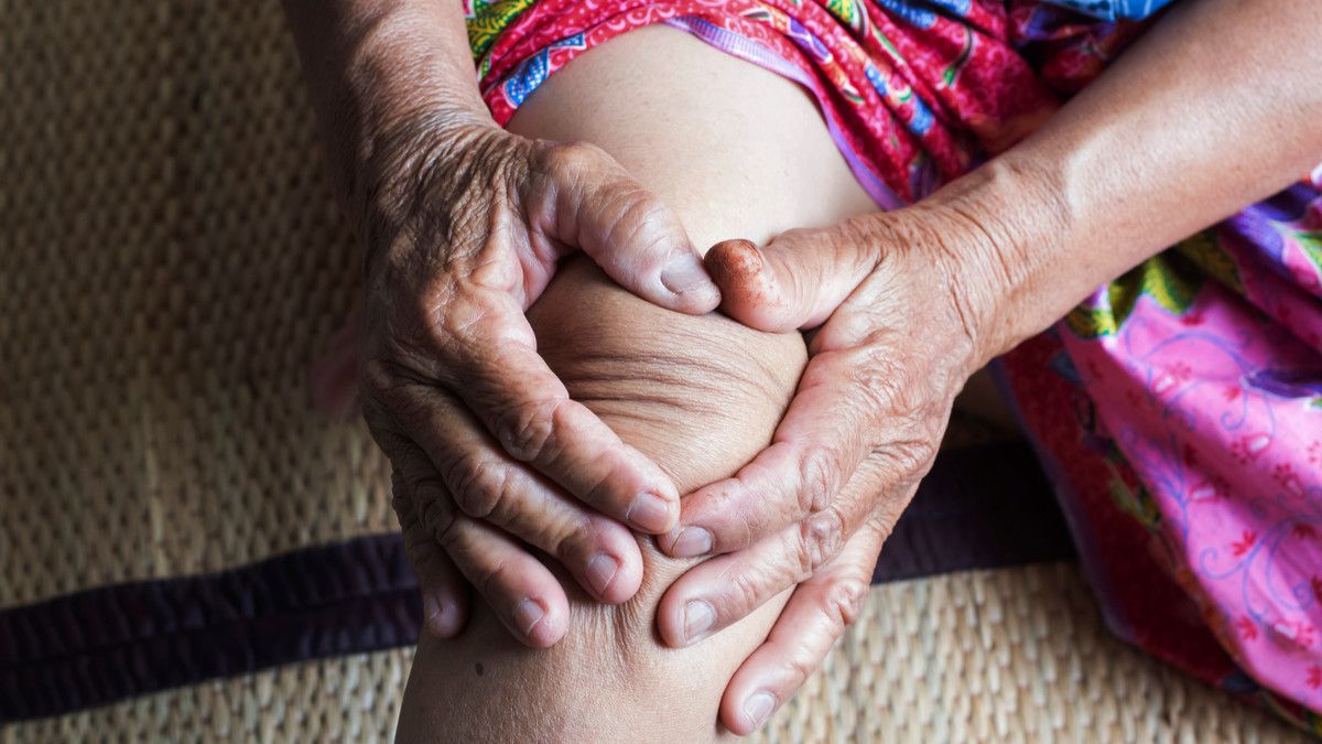 Asam Urat pada Lansia, Bagaimana Cirinya?