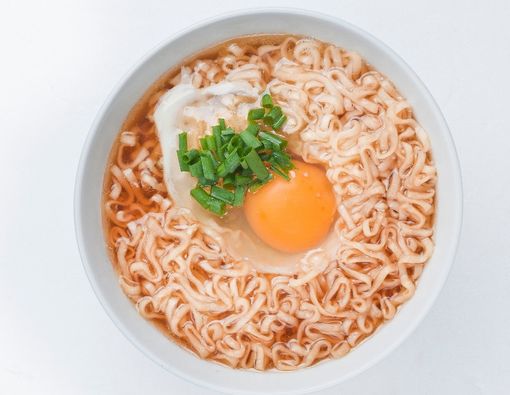 Makan Mi Instan Campur Susu, Adakah Manfaatnya?