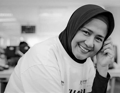 Selain Ria Irawan, 5 Artis Penderita Kanker Ini Meninggal