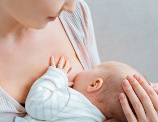 Cara Efektif Atasi Sumbatan Saluran ASI