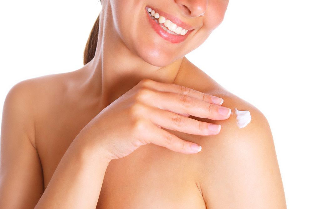 Rutin Gunakan Tabir Surya Bikin Kulit Sehat dan Awet Muda (Dmitry Suzdalev/Shutterstock)