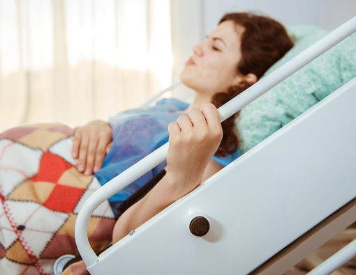 Risiko Melahirkan Normal pada Penderita Mata Minus