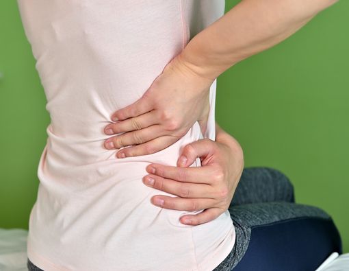 Sering Sakit Pinggang? Awas, Batu Ginjal!