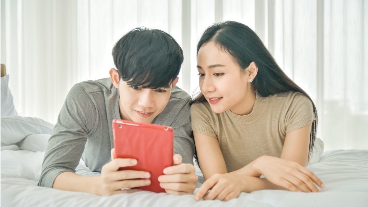 Punya Minat Sama dengan Pasangan, Pentingkah bagi Hubungan?