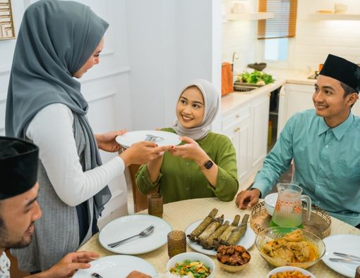 10 Pilihan Makanan Sahur dan Buka untuk Pengidap Asam Lambung (Maag)