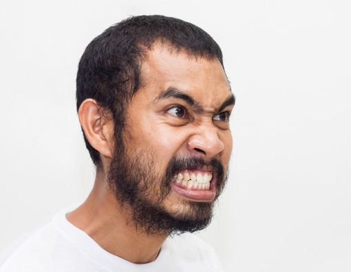 Kenapa Penderita Tekanan Darah Tinggi Mudah Marah?