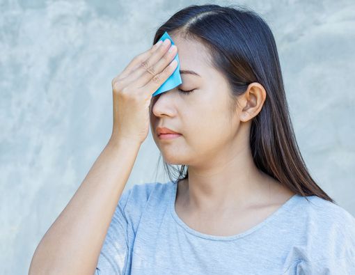 Kiat Mengatasi Produksi Minyak Berlebih di Wajah