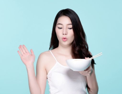 Awas, Makanan dan Minuman Ini Bikin Asam Lambung Naik!