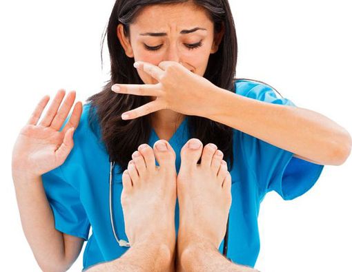 5 Kiat Mudah Usir Bau Kaki