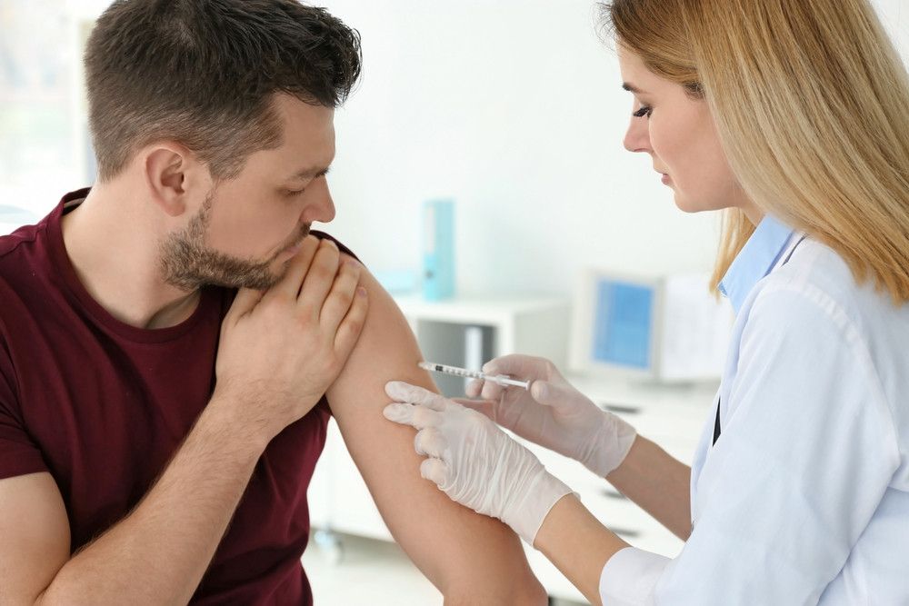 Mengungkap Efek Samping Vaksin MR pada Orang Dewasa