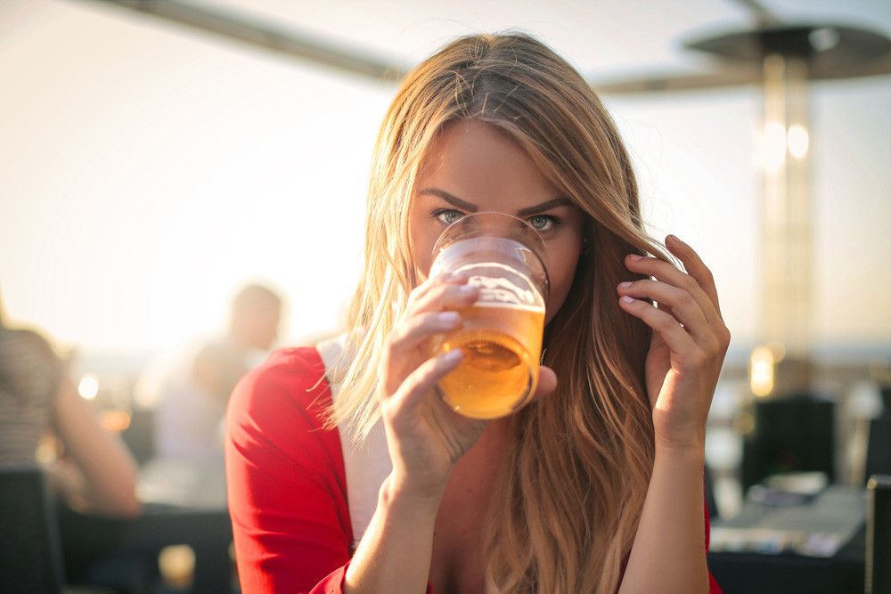 Benarkah Wanita Rentan Kecanduan Alkohol?
