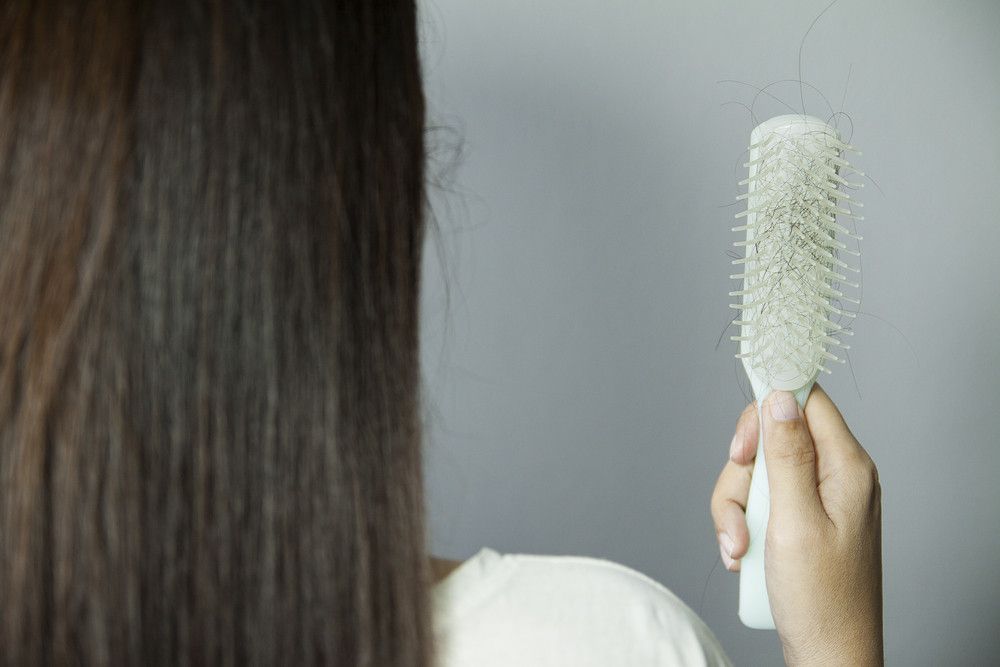 Rambut Panjang Bikin Rontok Makin Parah?
