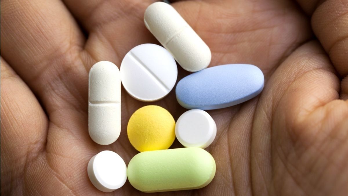 Tanda-Tanda Seseorang Kebanyakan Minum Obat