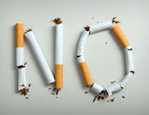 Katanya Asap Rokok Bisa Bikin Mimisan, Apa Benar?