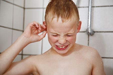 7 Bagian Tubuh yang Tidak Boleh Terlewat Dibersihkan Saat Mandi!