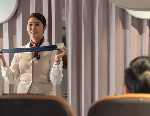 8 Hal Penting yang Wajib Kamu Lakukan Saat Naik Pesawat