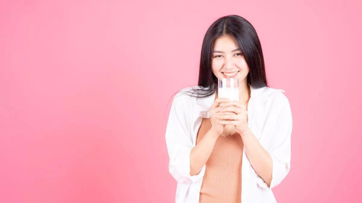 5 Manfaat Minum Susu Sebelum Tidur