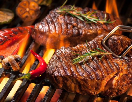 Mukbang Daging Setengah Kilo, Apa Efeknya bagi Tubuh?