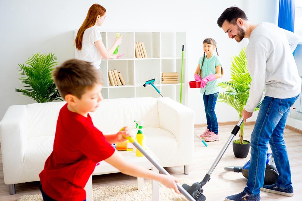 Kiat Membersihkan Rumah dari Debu Vulkanik Letusan Gunung Merapi