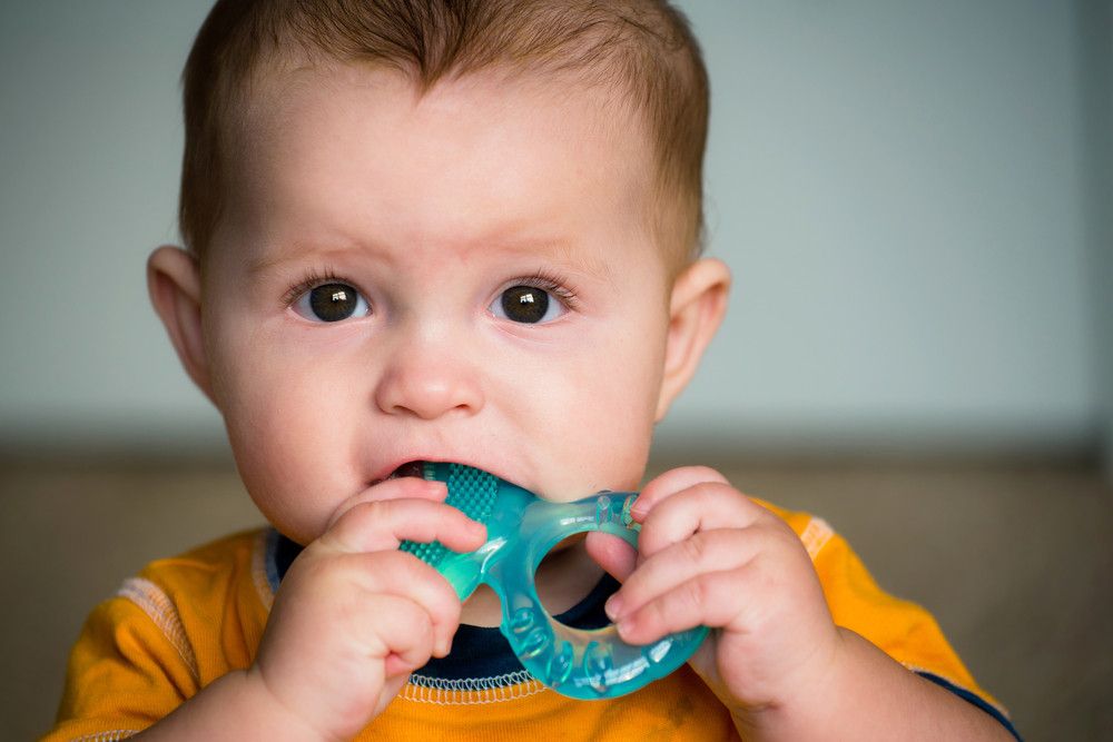 Teething, Adakah Efeknya bagi Pertumbuhan Gigi Anak?