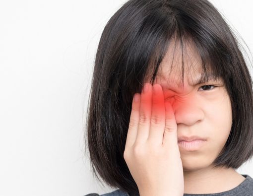 Rekomendasi Obat Sakit Mata Merah, Berair, dan Belekan Paling Ampuh di Apotek