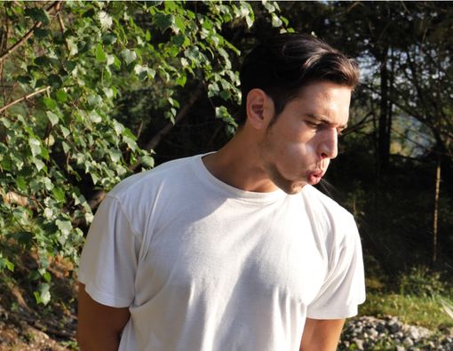 Dampak Buruk dari Kebiasaan Meludah Sembarangan