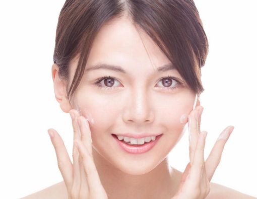 6 Tip Merawat Kulit Sensitif