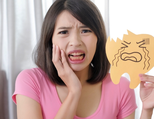 Gigi Ngilu Saat Makan Makanan Manis, Ini Penyebabnya